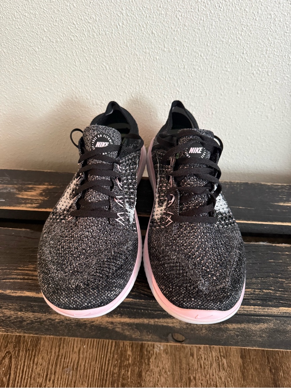 New Nike Women’s Flyknit Running Shoes - Black with Light Pink